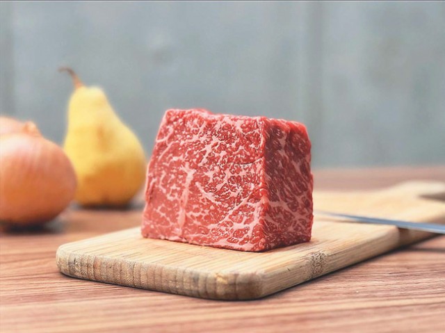 「常陸牛」の１ポンド（約４５０グラム）ステーキ（Ｅｎｇｉ提供）