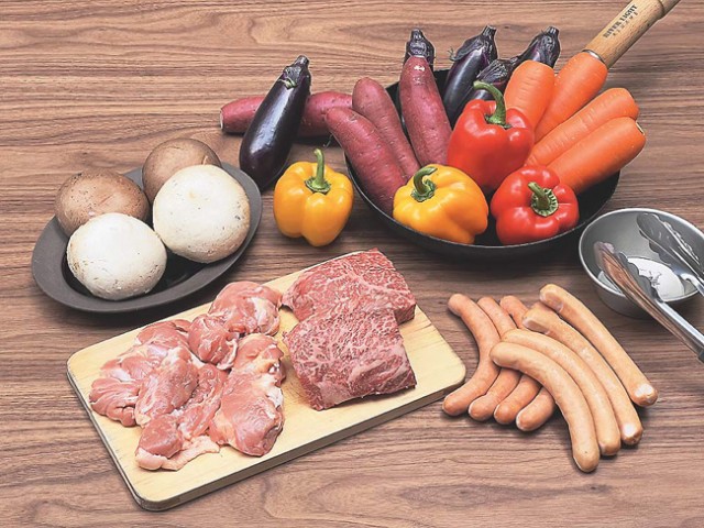 常陸牛と茨城野菜のＢＢＱ食材セット（Ｅｎｇｉ提供）